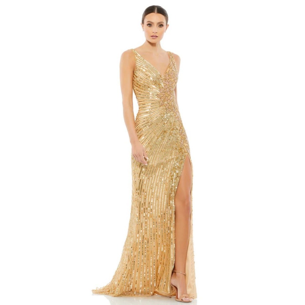 MAC DUGGAL GOLD BEADED FLORAL SLEEVELESS GOWN size 4